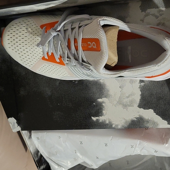 New On Cloud Men's  Onruning QC - Picture 7 of 8